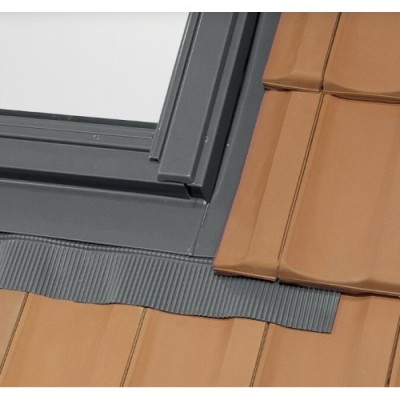 Solin de tuile Dakea 16 mm à 50 mm P6A 94 cm x 118 cm