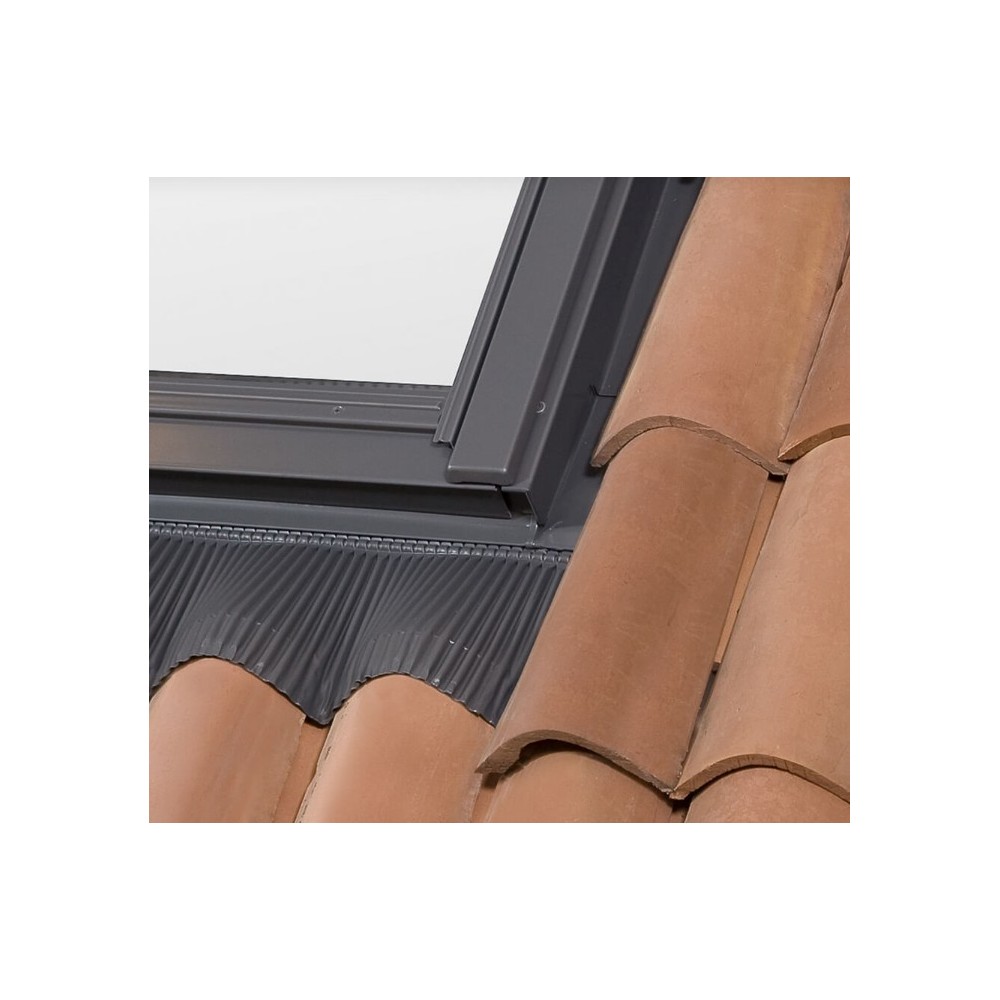 Solin universel Dakea 16 mm à 120 mm P6A 94 cm x 118 cm